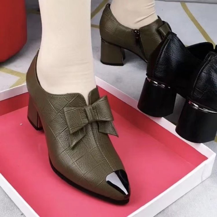 Damen nan elegante Pumps mit spitzer Metallkappe, dekorativer Schleife, seitlichem Reißverschluss und mittelhohem Blockabsatz R&B