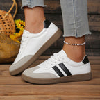Damen Sneakers im sportlichen Retro-Stil mit kontrastierenden Details R&B