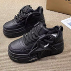 Damen Sportliche Plateausneaker mit einzigartiger Sternapplikation