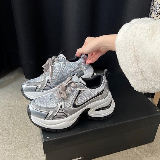 Damen Sportliche Lauf-Sneaker mit atmungsaktivem Mesh-Obermaterial und dämpfender Sohle R&B