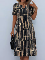 Damen Maxikleid mit modernem grafischen Muster und fließendem Schnitt