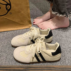 Damen Freizeitschuhe mit modischer Oberflächenstruktur und optimaler Dämpfung