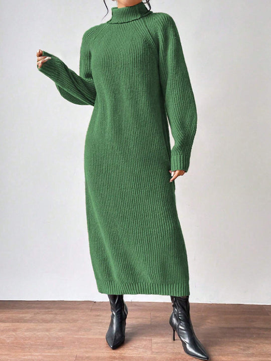 Damen Strickkleid mit hohem Kragen und weiten Ärmeln R&B