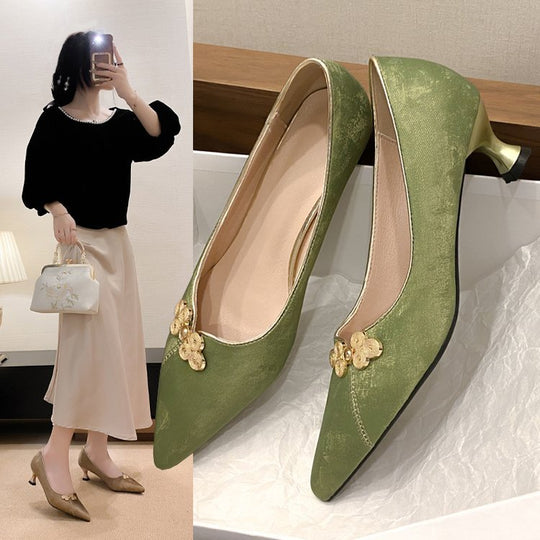 Damen elegante Spitze Pumps mit floralem Schmuckdetail R&B