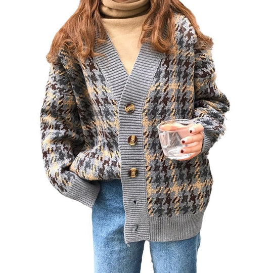 Damen Strickjacke im Hahnentritt-Design mit großen Holzknöpfen R&B