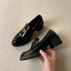Damen modische Loafers mit elegantem Blockabsatz und dekorativem Schnallenakzent R&B