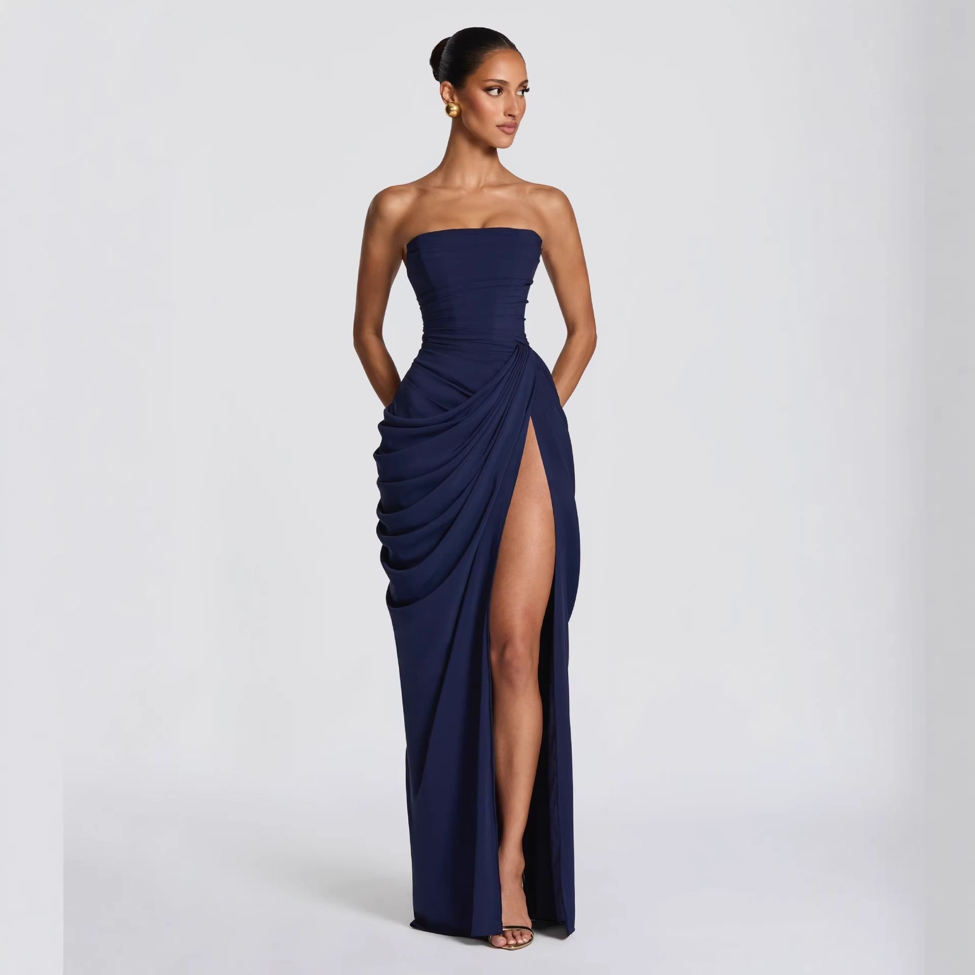 Damen Elegantes Abendkleid mit Off-Shoulder-Design und Fließendem Cape R&B