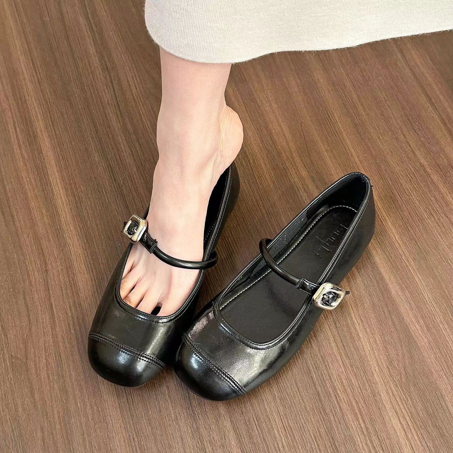 Damen Ballerinas mit dekorativem Schnallen-Detail und angenehmem Fußbett R&B