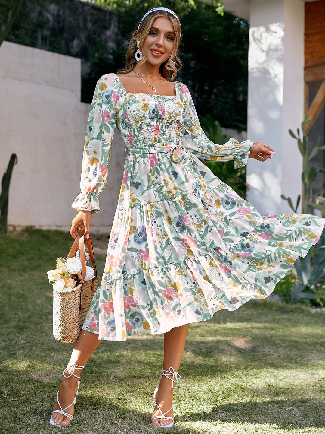 Damen Midikleid mit floralem Print und schmeichelndem Schnitt R&B