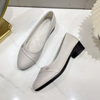 Damen elegante Ballerinas mit modischem Schmuckdetail