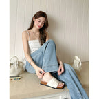 Damen Elegante Mules mit modischem Riemendesign und geschmackvollem Knopfdetail