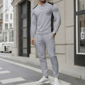 Herren modisches Freizeit-Set mit strukturiertem Langarmshirt und passenden Jogginghosen R&B