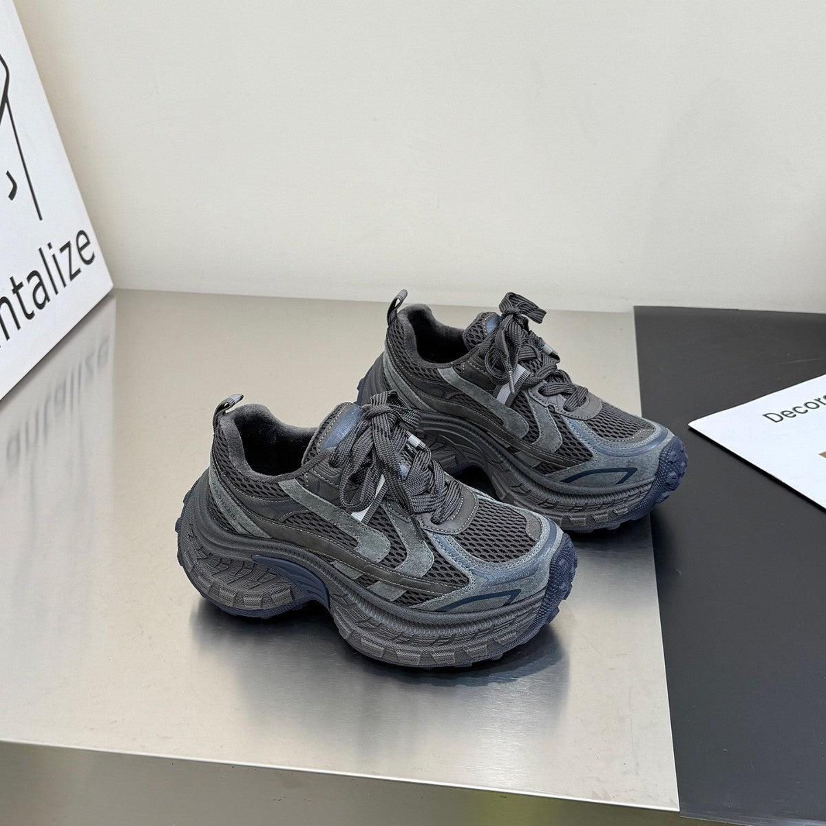 Damen sportliche Lauf-Sneaker mit atmungsaktivem Obermaterial und gepolsterter Sohle R&B
