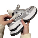 Damen Sportliche Sneakers mit atmungsaktiver Mesh-Oberfläche und dynamischer Dämpfung R&B