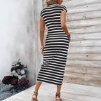 Damen Maxikleid mit elegantem Wickeldetail und sportlichem Streifenmuster R&B