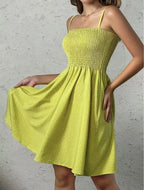 Damen Neckholderkleid mit luftiger Silhouette und feinem Punktmuster R&B