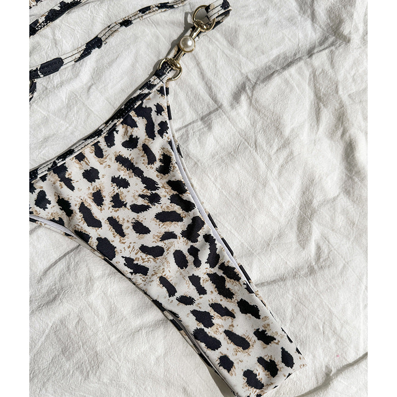 Damen Triangel-Bikini mit modischen Kettendetails R&B