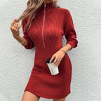 Damen Strickkleid mit Zip-Collier und grafischem Muster