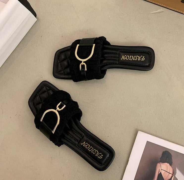 Damen bequeme Pantoletten mit schickem Riemen und Glitzerverschluss R&B