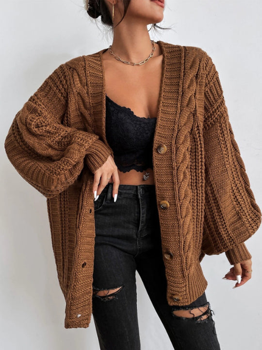 Damen Strickjacke mit oversized Passform und Zopfmuster R&B