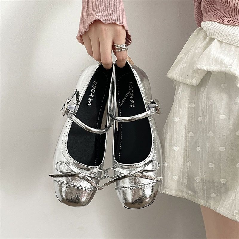 Damen Ballerinas mit zarter Spitzenapplikation und elegantem Riemen R&B