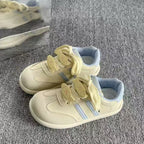 Damen Sneakers im lässigen Alltagsdesign mit spielerischen Applikationen R&B