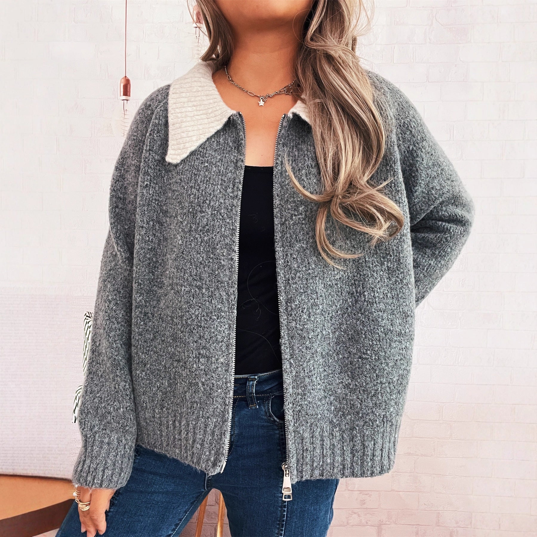 Damen Strickjacke mit modischen Kontrasten und Reißverschluss R&B