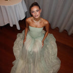 Damen elegantes, trägerloses Maxikleid mit fließendem Tüllrock R&B
