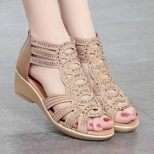 Damen Wedge-Sandalen mit filigranen Riemen und funkelnden Akzenten R&B