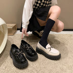 Damen Loafers mit modischer Krokodilprägung und dekorativem Schmuck-Riemen R&B