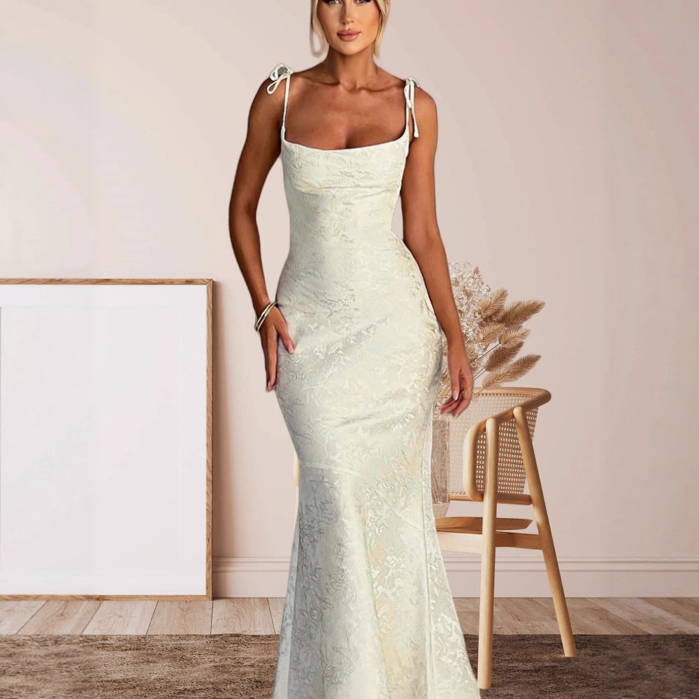 Damen Elegantes Maxikleid mit verführerischen Spaghettiträgern