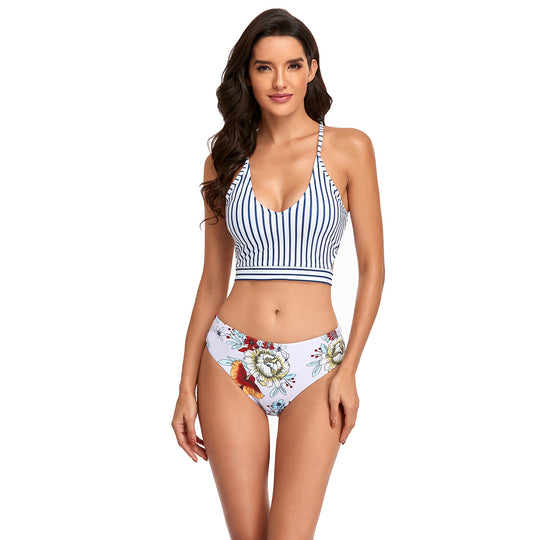 Damen Strand-Bikini mit modischem Crop-Top und floralem Höschen R&B
