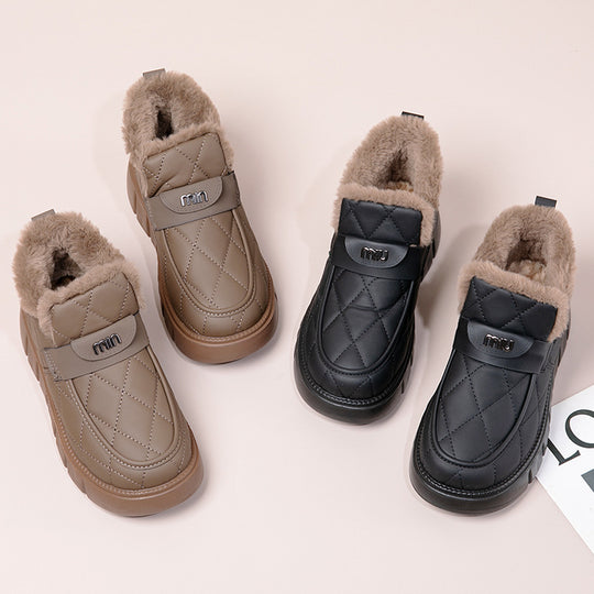 Damen Weiche und gefütterte Winterstiefel mit praktischer Klettverschlussfunktion R&B