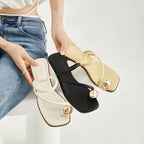 Damen Elegante Zehensteg-Sandalen mit geschmeidigem Riemendesign und luxuriösem Akzent R&B