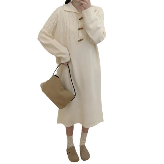 Damen Strickkleid mit Kragen und Knopfdetails R&B