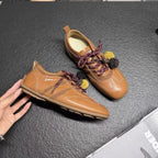 Damen Sneakers mit verspieltem Pompon-Design und bequemer Sohle R&B