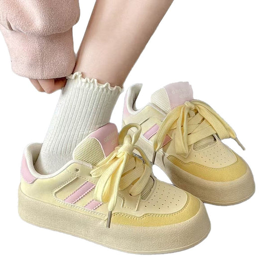 Damen Sportliche Sneaker mit komfortabler Polsterung und atmungsaktiver Oberflächenstruktur R&B