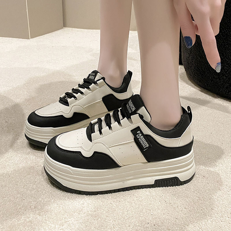 Damen Sneakers mit modernem Plateau-Design und atmungsaktiver Innenstruktur R&B