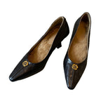 Damen elegante Pumps mit einzigartiger Goldapplikation und komfortablem Blockabsatz
