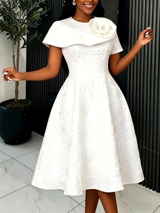 Damen festliches Kleid mit kunstvollem Blumendekor und wunderschöner Drapierung R&B