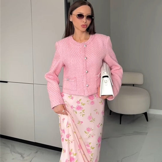 Damen elegante Kurzjacke mit strukturierter Oberfläche und femininen Details R&B