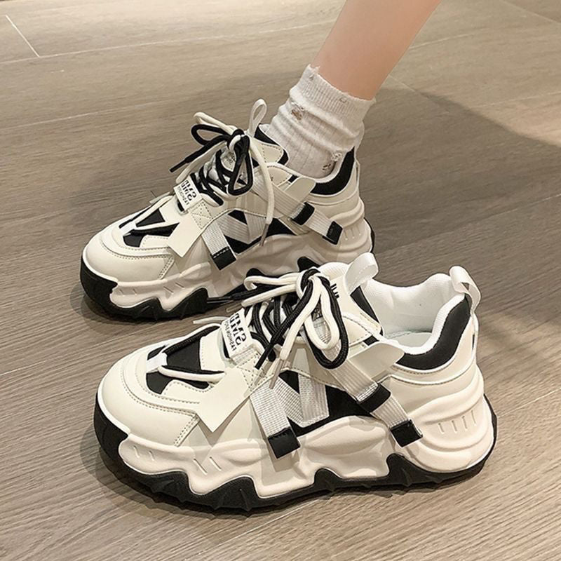 Damen Sportliche Chunky-Sneaker mit auffälligem Design und stabiler Sohle R&B