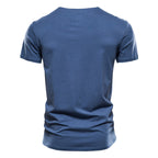 Herren Kurzarm-Shirt mit modernem Henley-Ausschnitt und Brusttasche