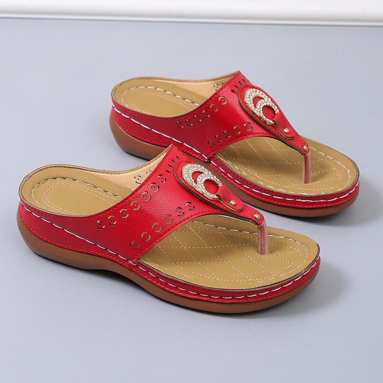 Damen Wedge-Sandaletten mit stilvollem Dekor und gepolstertem Fußbett R&B