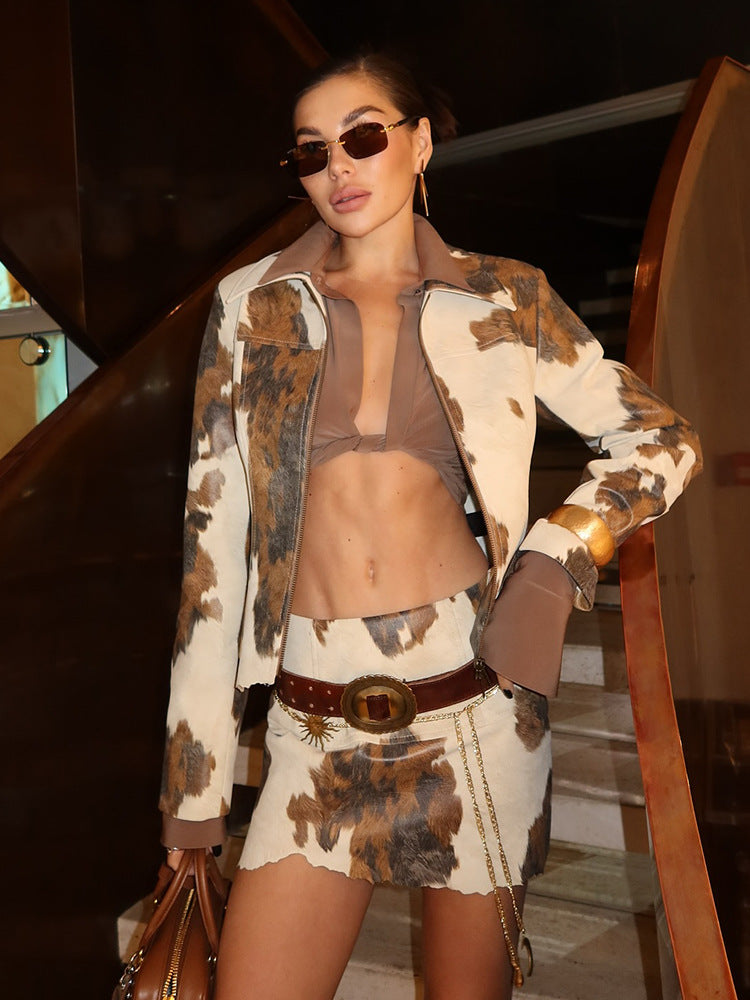 Damen Kunstlederjacke im modernen Cow-Print R&B