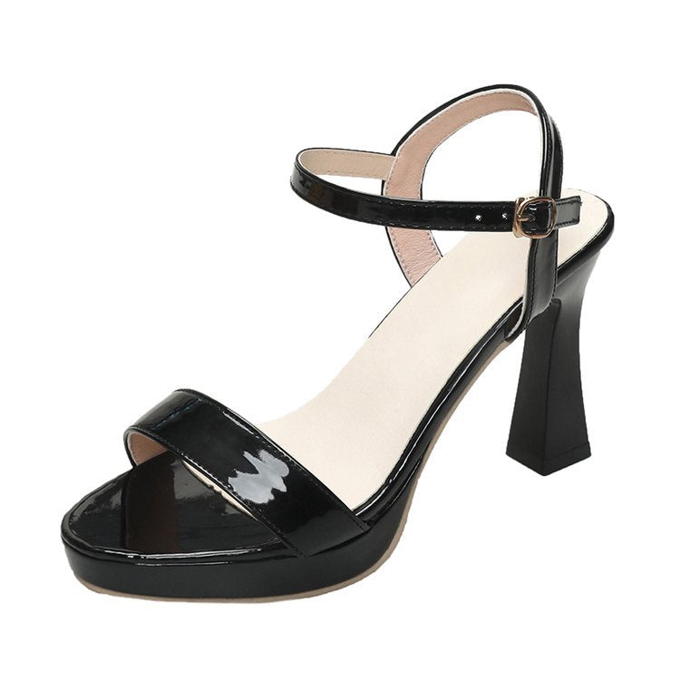 Damen elegante High Heel Sandalen mit verstellbarem Fesselriemen und femininen Akzenten R&B
