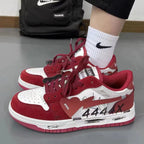 Damen Sneakers mit einzigartiger Herz-Applikation und modischem Detail