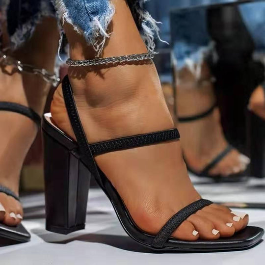 Damen Glamouröse High Heels mit zartem Riemendesign R&B