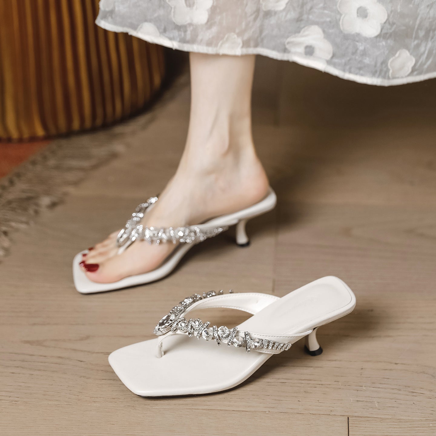 Damen elegante Riemchen-Sandaletten mit verzierten Glitzerdetails