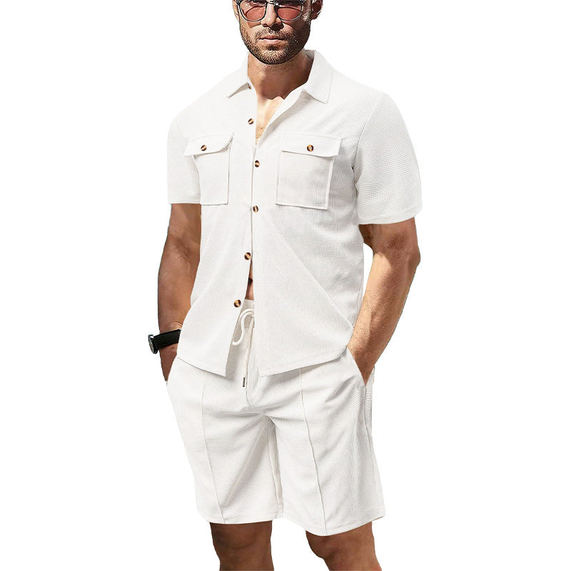 Herren nan modernes Kurzarm-Hemden-Set im Resortstil mit aufgesetzten Pattentaschen, offenem Reverskragen und Kordelzug-Bermuda aus Strukturjersey R&B
